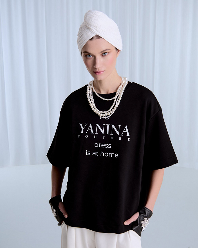 Black futer sweatshirt with short sleeves
