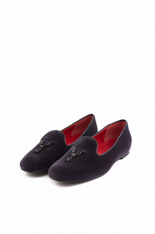 Women's velvet loafers with embroidered letter 