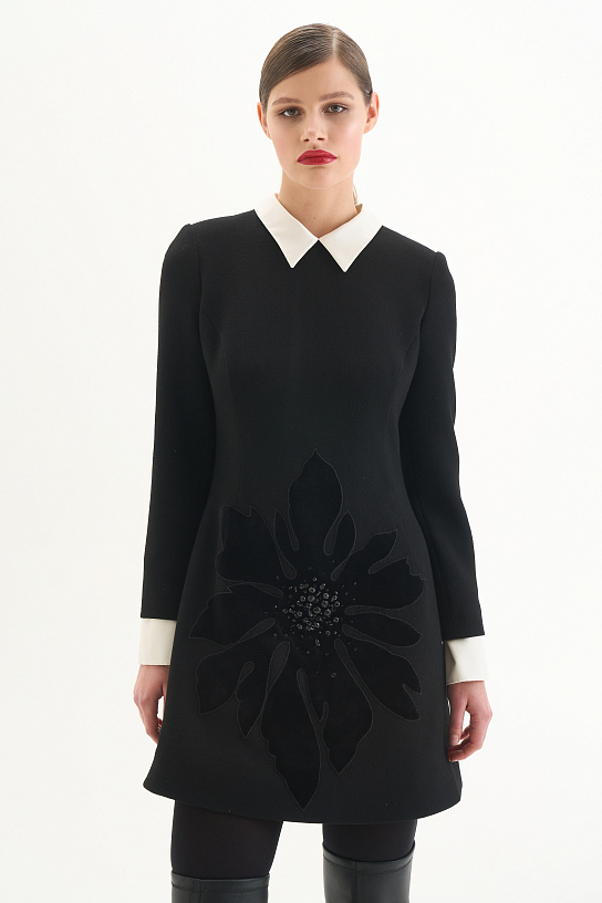 Black A-line dress with Flower embroidery