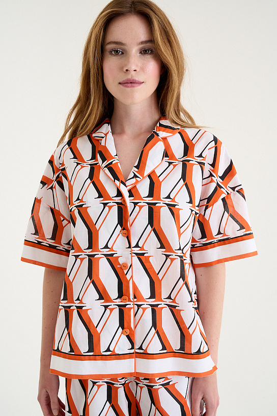 White cotton shirt with orange “Y” print