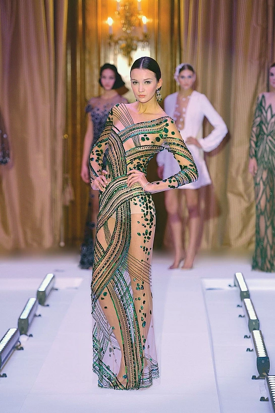 Look SS13-18