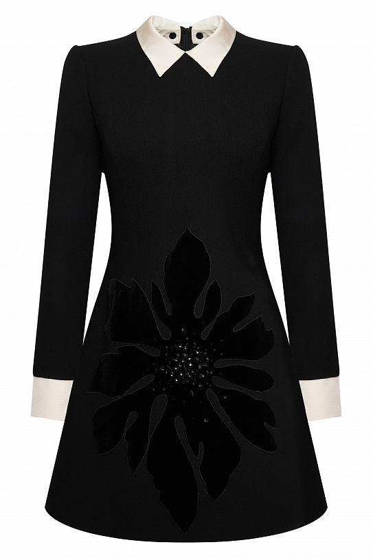 Black A-line dress with Flower embroidery