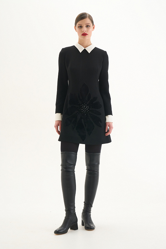 Black A-line dress with Flower embroidery